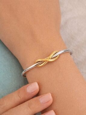 Tiffany & Co. Infinity Knot Cuff Bracelet Sterling Silver AG925 & 18K Gold AU750